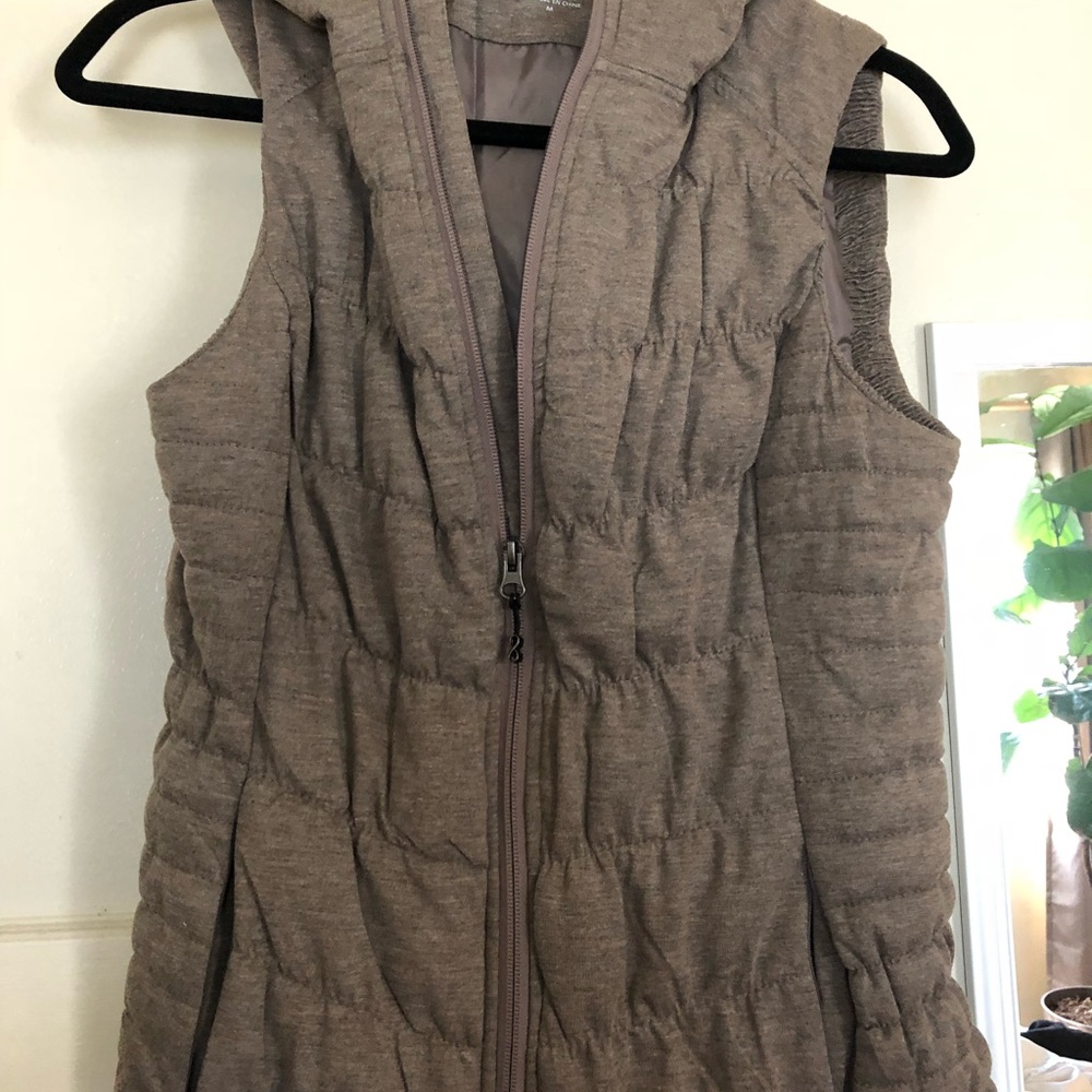 quilted vest with hood